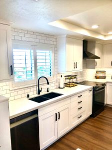 Moreno Black and White Modern Kitchen
